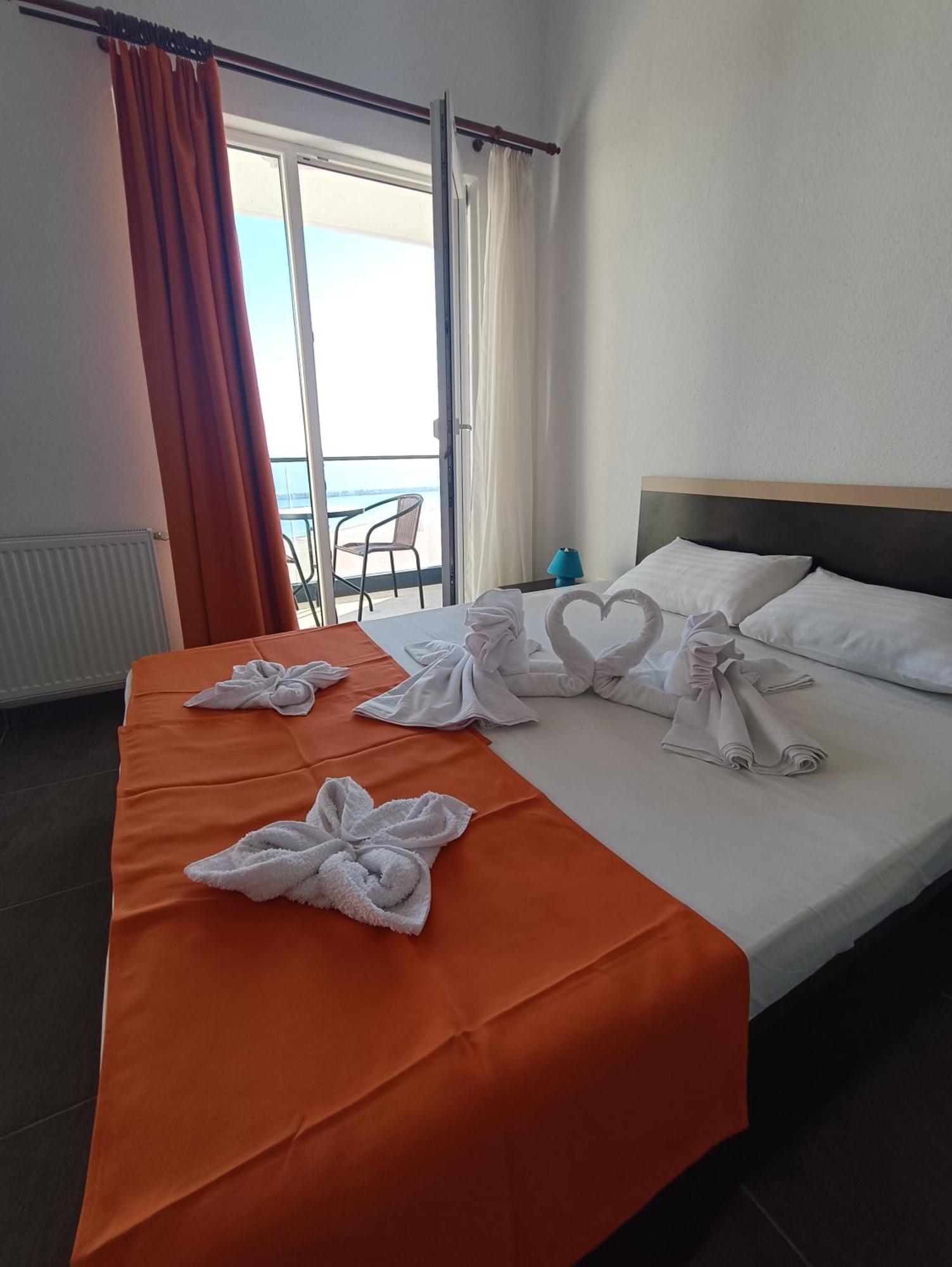 Hotel Cosmos Eforie Sud  Buitenkant foto