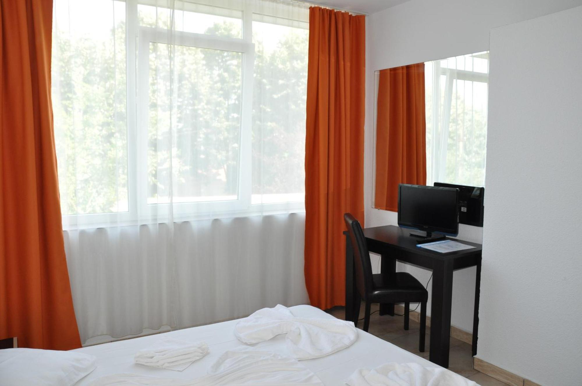 Hotel Cosmos Eforie Sud  Buitenkant foto