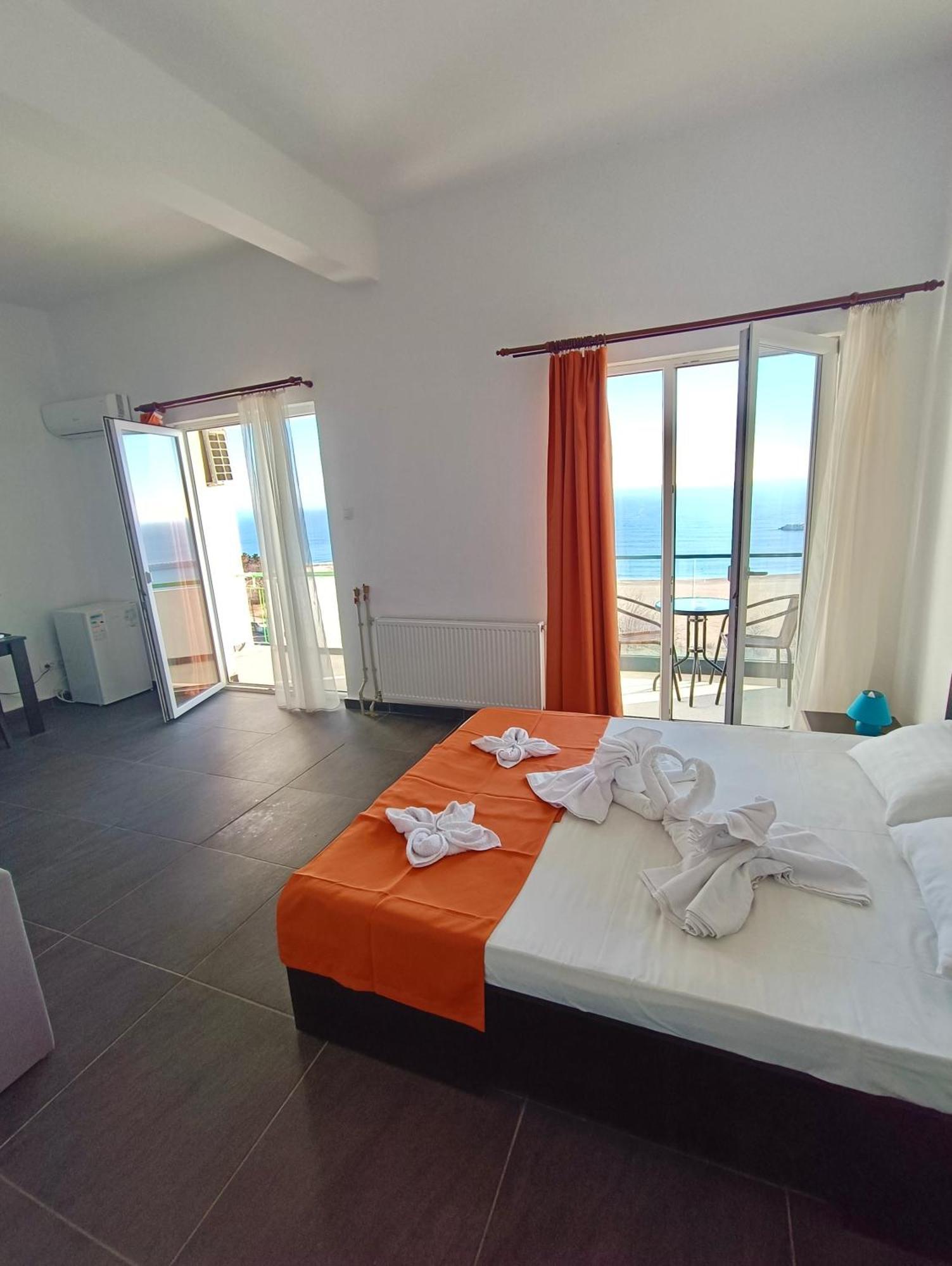 Hotel Cosmos Eforie Sud  Buitenkant foto