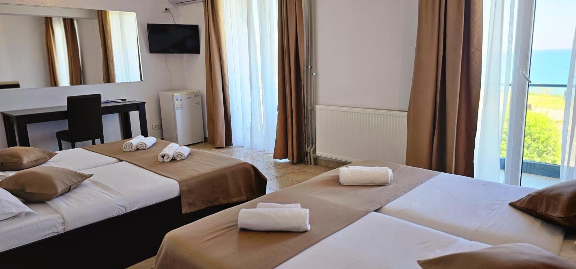 Hotel Cosmos Eforie Sud  Buitenkant foto