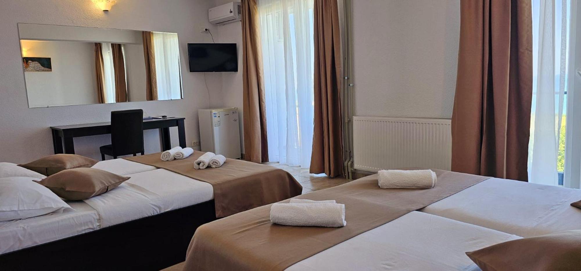 Hotel Cosmos Eforie Sud  Buitenkant foto