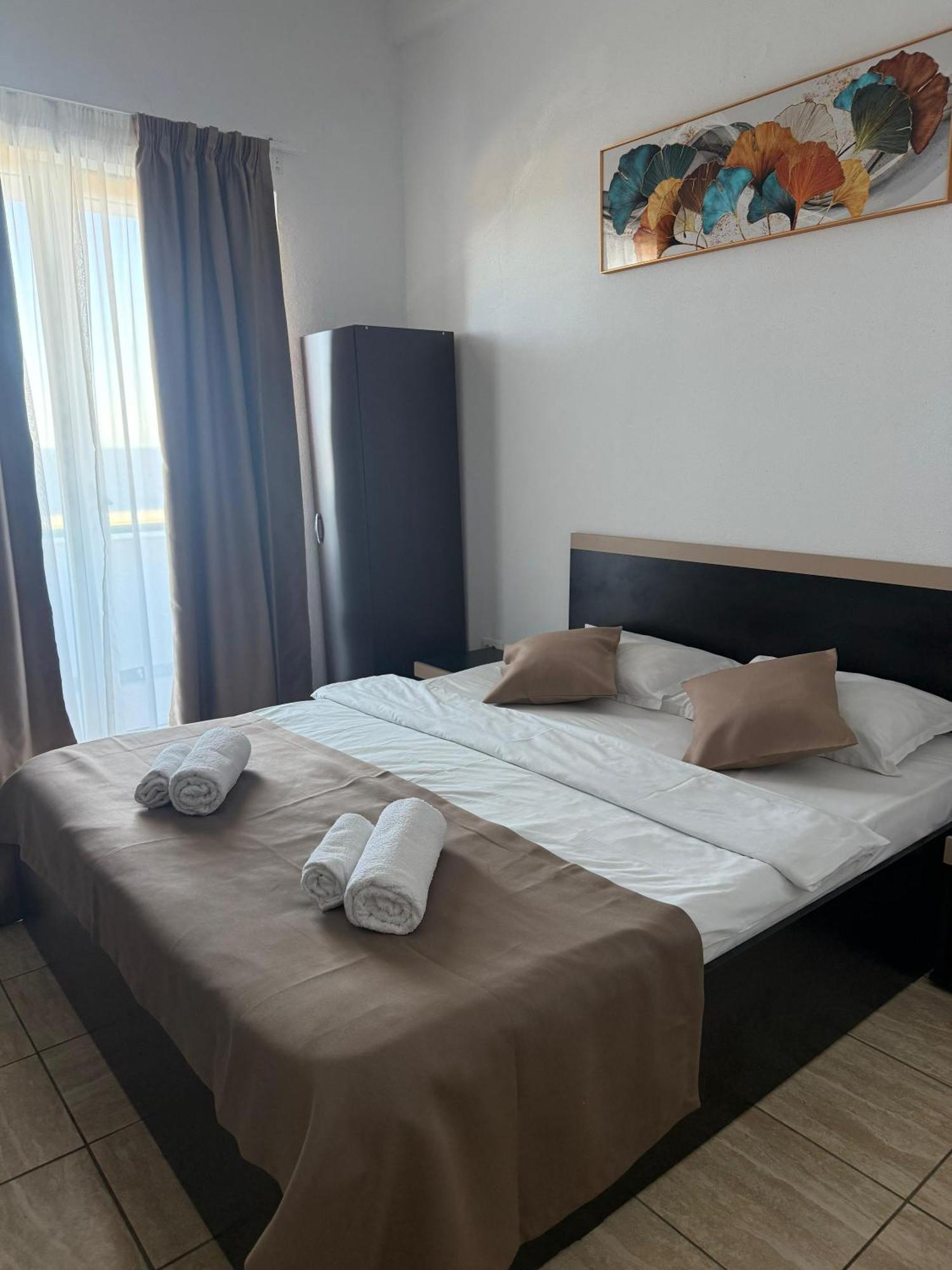 Hotel Cosmos Eforie Sud  Buitenkant foto